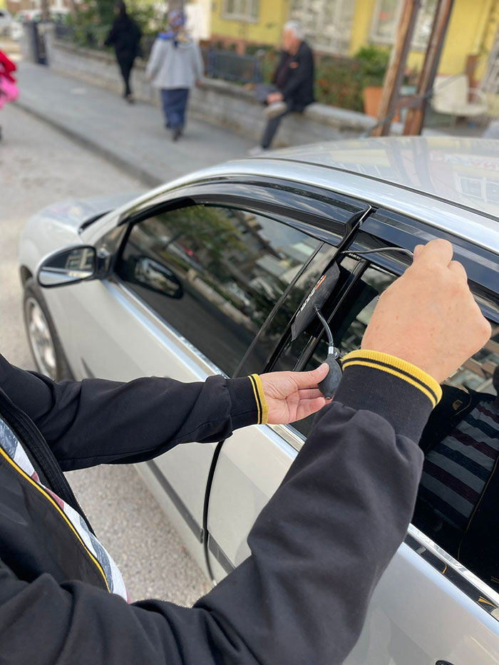 Ürkmez Oto Kilitçisi